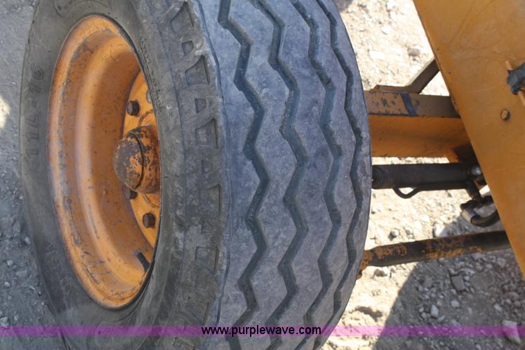 image for item A6537 1977 Case 580C-CK backhoe