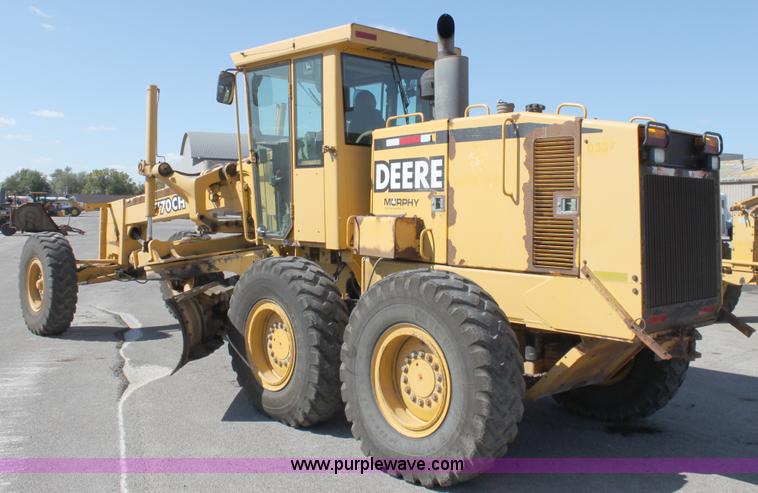 image for item B8578 1998 John Deere 770CH motor grader