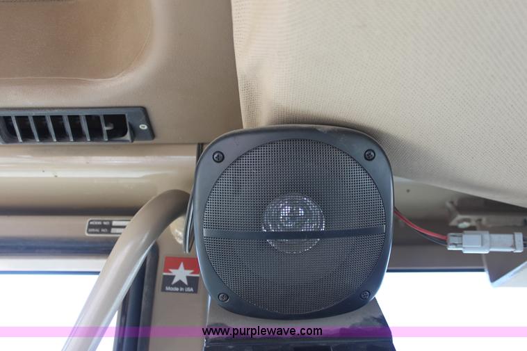 image for item B8578 1998 John Deere 770CH motor grader