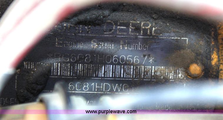 image for item B8578 1998 John Deere 770CH motor grader