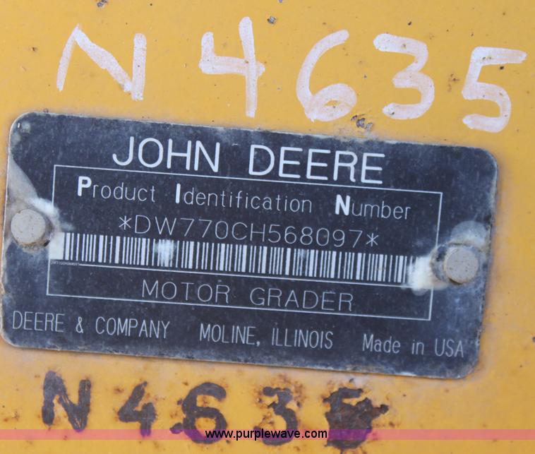image for item B8578 1998 John Deere 770CH motor grader