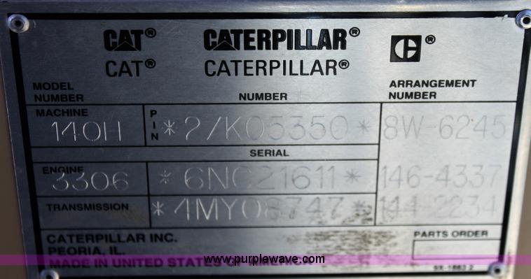 image for item B8579 2000 Caterpillar 140H motor grader