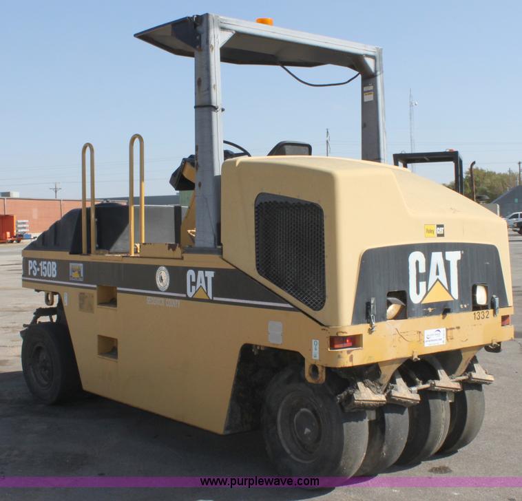 image for item B8619 Caterpillar PS-150B pneumatic compactor