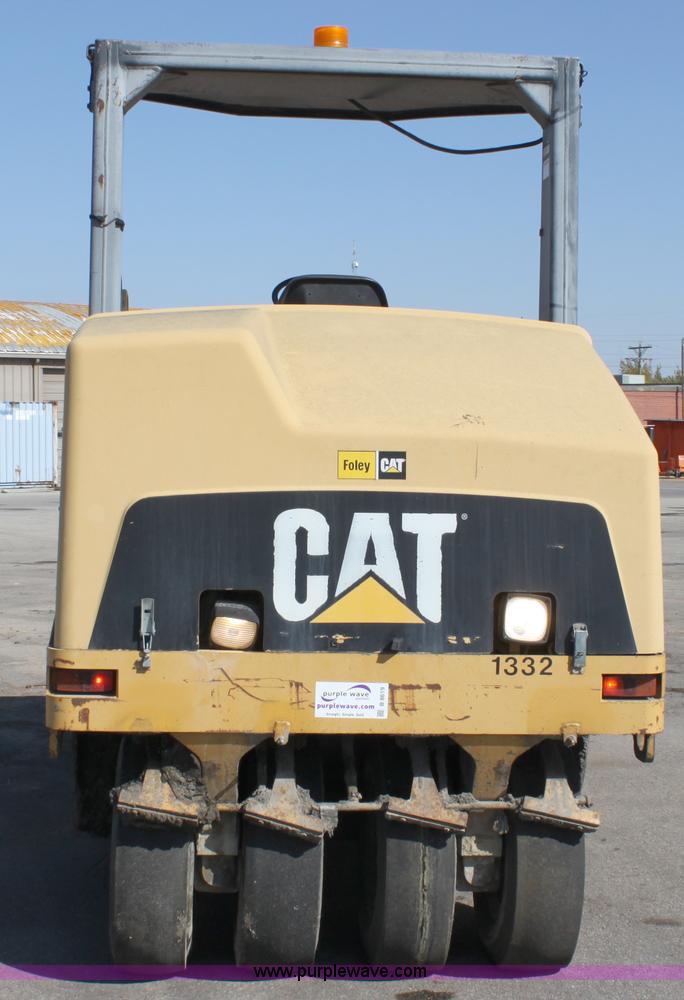 image for item B8619 Caterpillar PS-150B pneumatic compactor