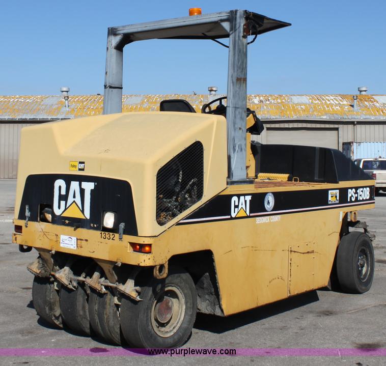 image for item B8619 Caterpillar PS-150B pneumatic compactor