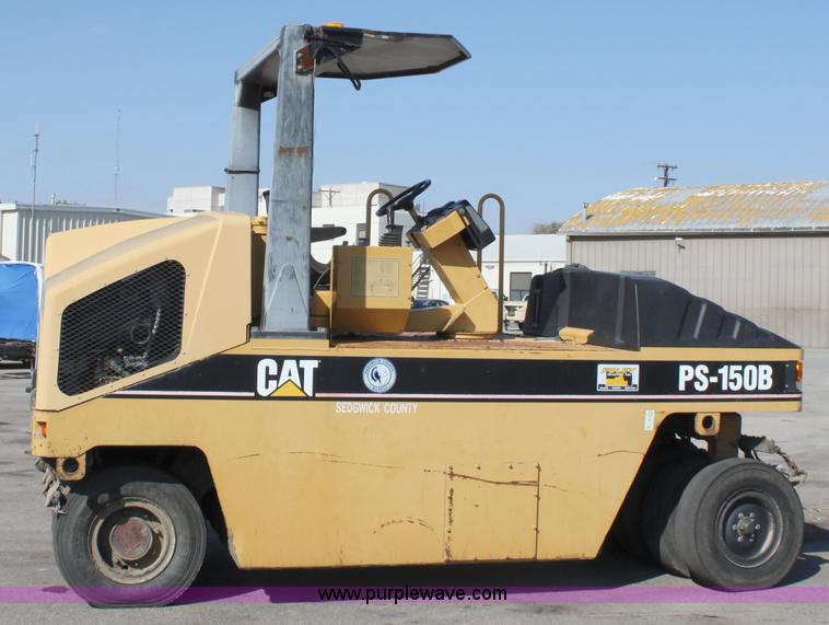 image for item B8619 Caterpillar PS-150B pneumatic compactor