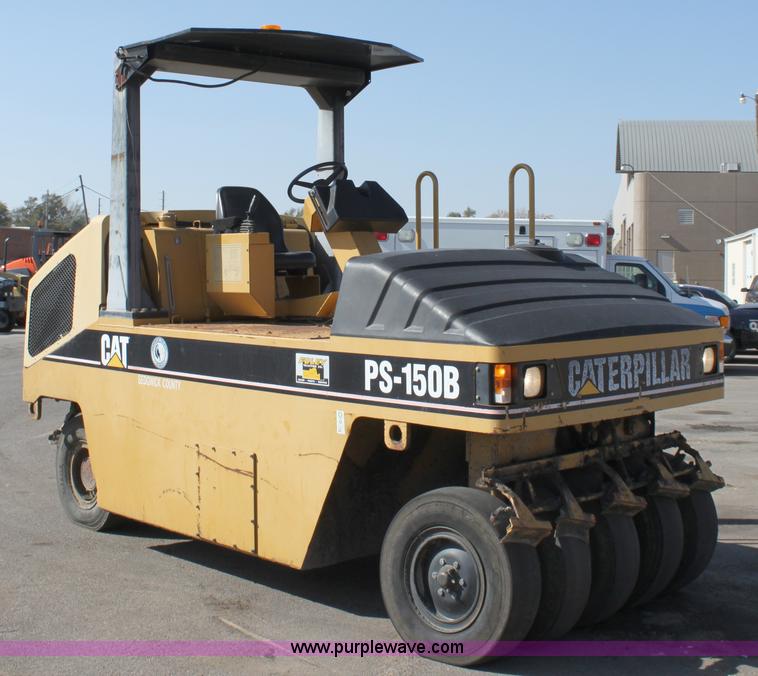 image for item B8619 Caterpillar PS-150B pneumatic compactor