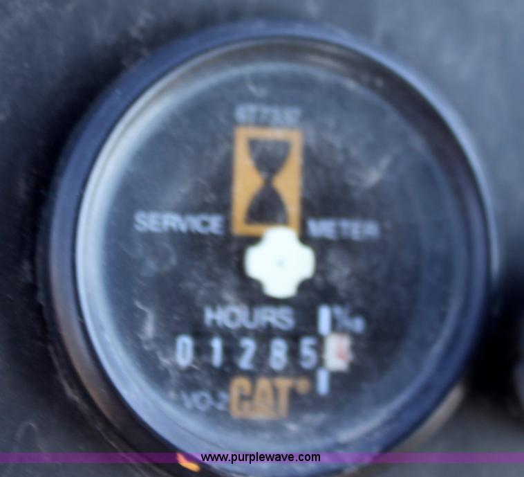 image for item B8619 Caterpillar PS-150B pneumatic compactor