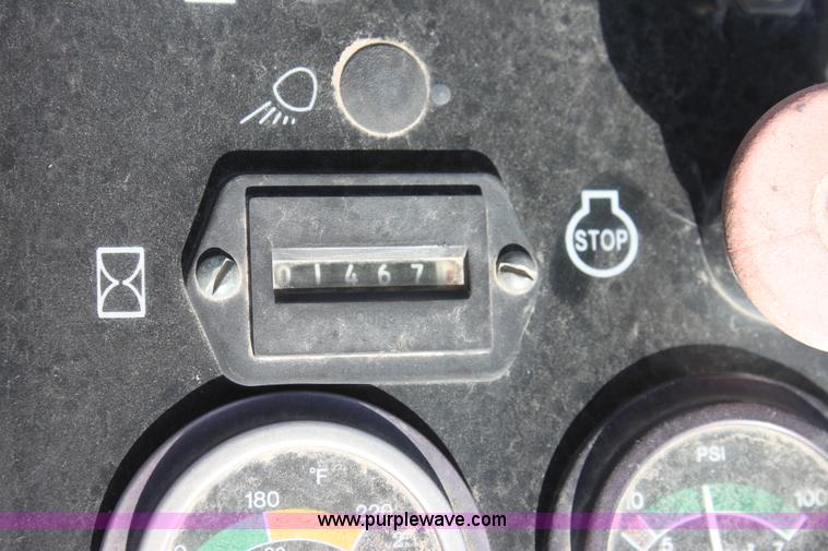 image for item B8620 Ingersoll Rand PT-125R pneumatic compactor