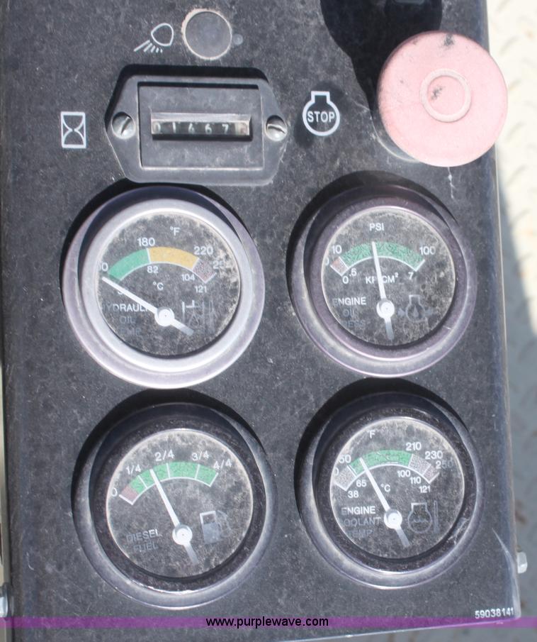 image for item B8620 Ingersoll Rand PT-125R pneumatic compactor