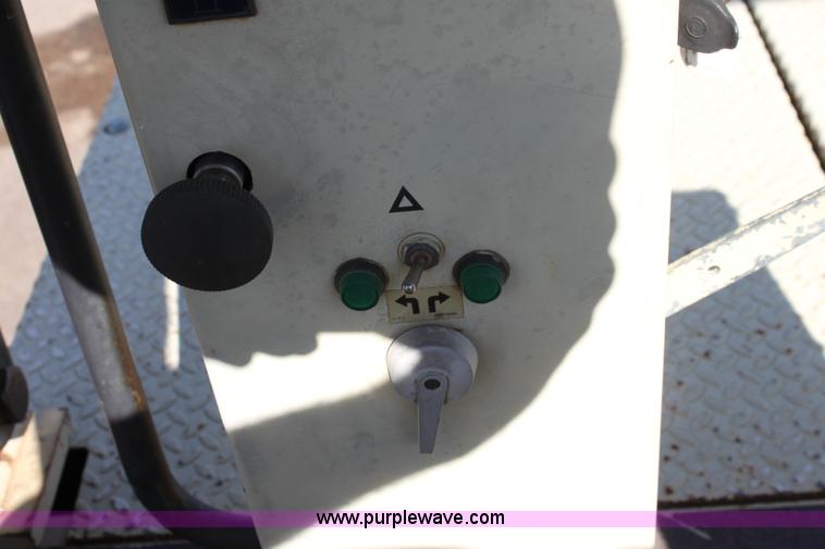 image for item B8620 Ingersoll Rand PT-125R pneumatic compactor