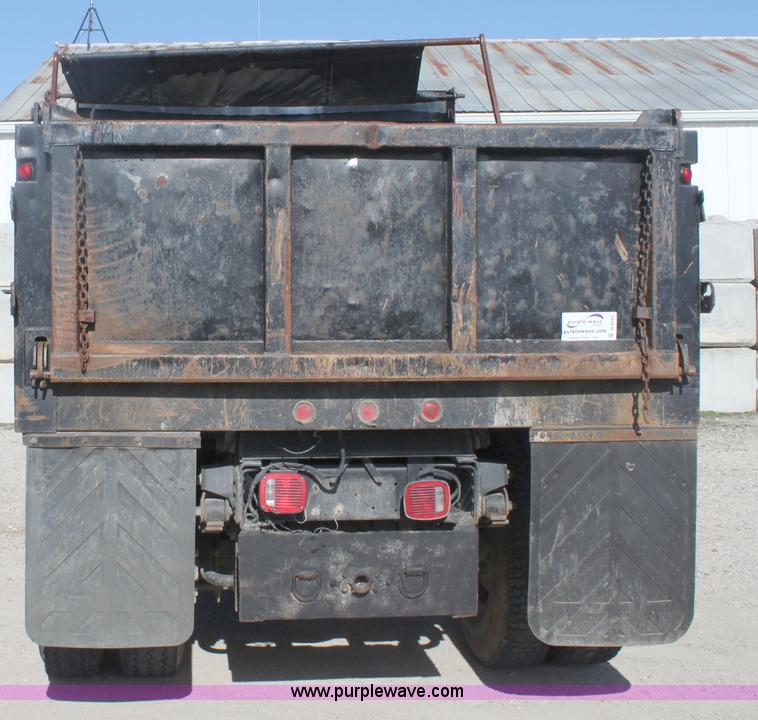 image for item B8663 1990 Chevrolet Kodiak dump truck