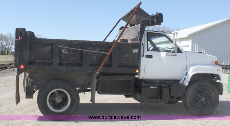 image for item B8663 1990 Chevrolet Kodiak dump truck