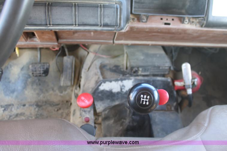 image for item B8663 1990 Chevrolet Kodiak dump truck