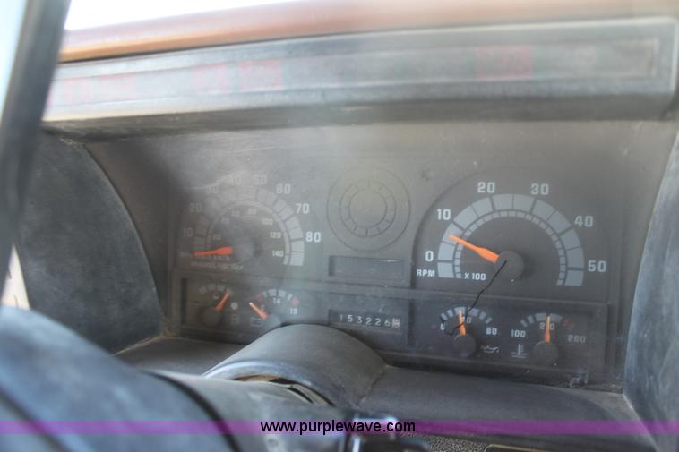 image for item B8663 1990 Chevrolet Kodiak dump truck