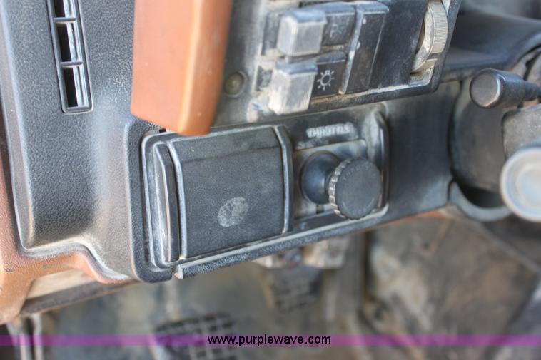 image for item B8663 1990 Chevrolet Kodiak dump truck