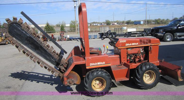 image for item C5120 1988 Ditch Witch 3500 trencher