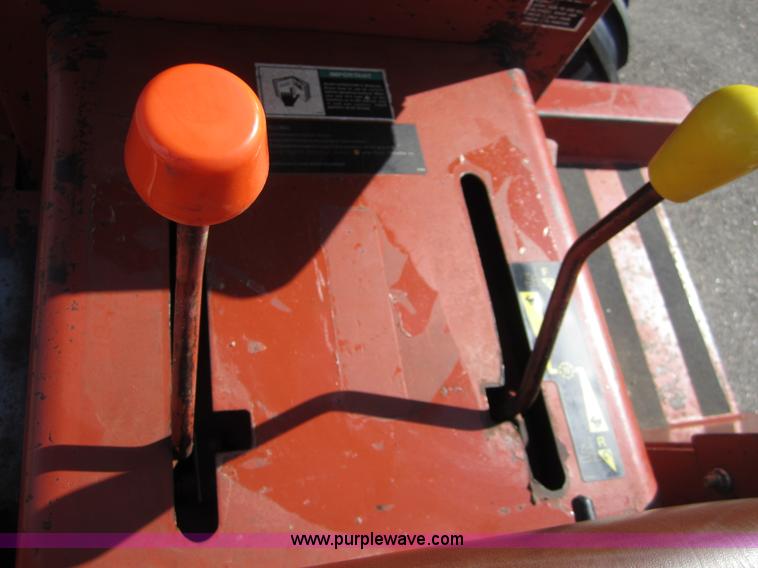 image for item C5120 1988 Ditch Witch 3500 trencher