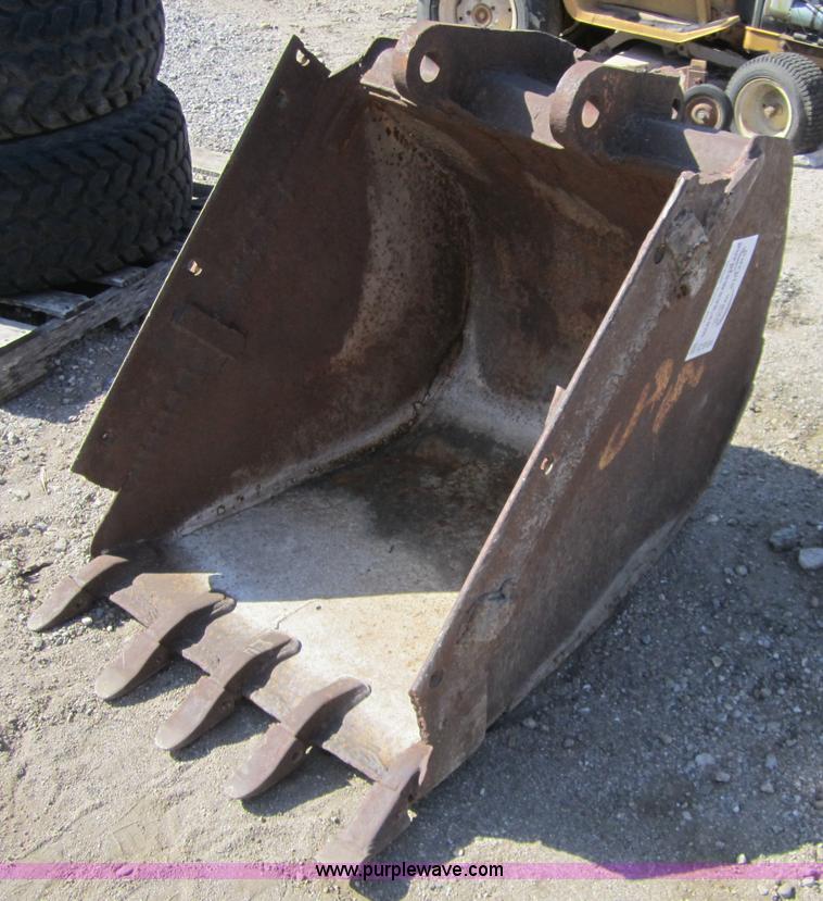 image for item C5124 30"W excavator bucket