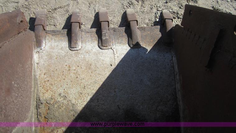 image for item C5124 30"W excavator bucket