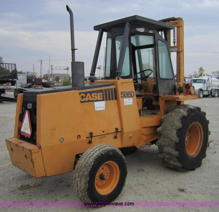 image for item C5157 Case 586D forklift