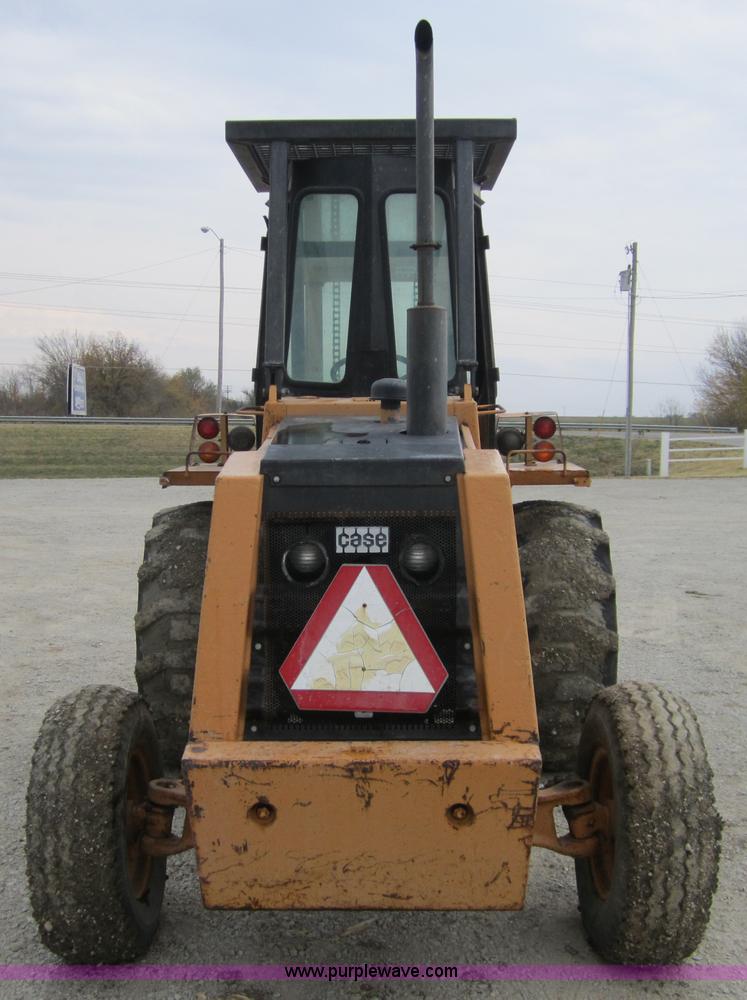 image for item C5157 Case 586D forklift
