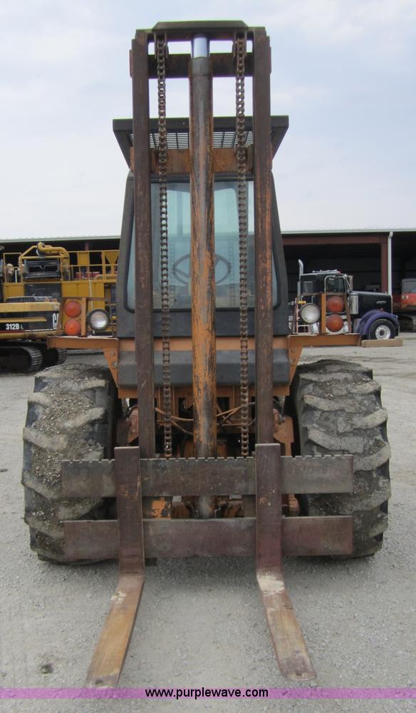 image for item C5157 Case 586D forklift