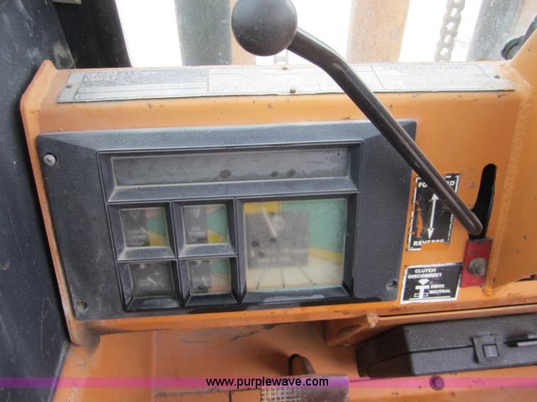 image for item C5157 Case 586D forklift