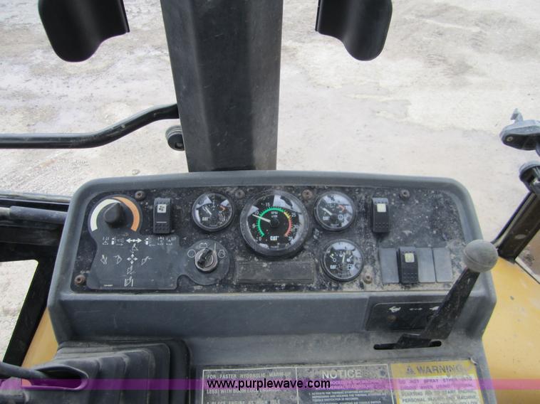 image for item C5158 1999 Caterpillar 426C backhoe
