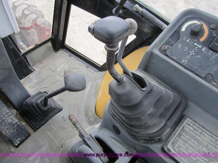 image for item C5158 1999 Caterpillar 426C backhoe