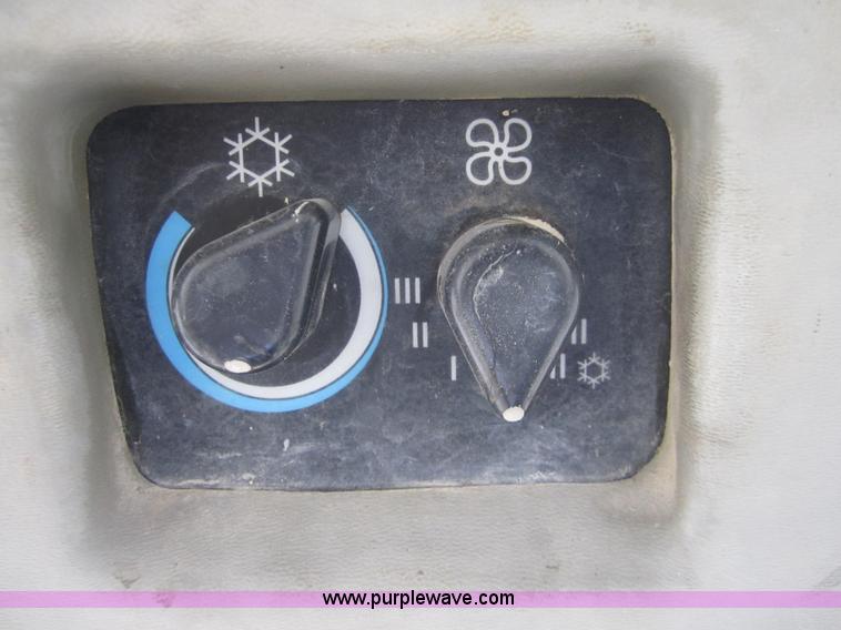 image for item C5158 1999 Caterpillar 426C backhoe