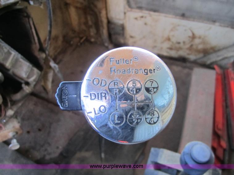 image for item C5166 1973 Mack DM800 dump truck