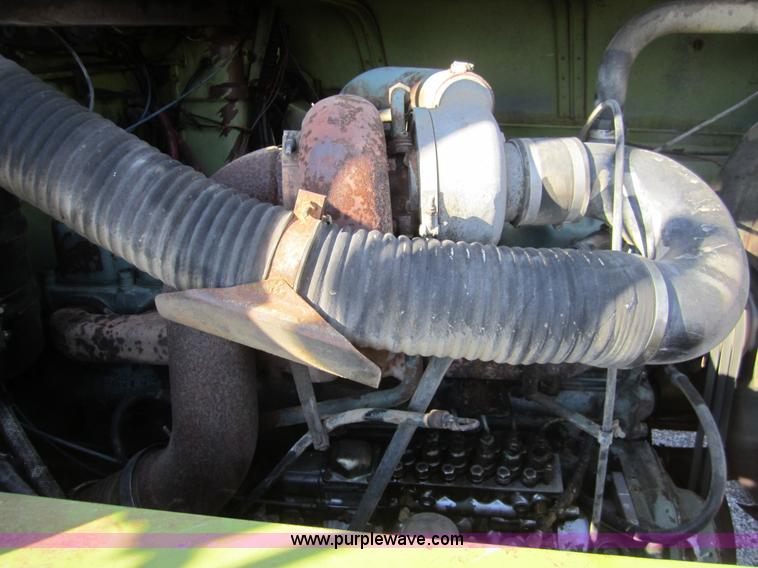 image for item C5166 1973 Mack DM800 dump truck