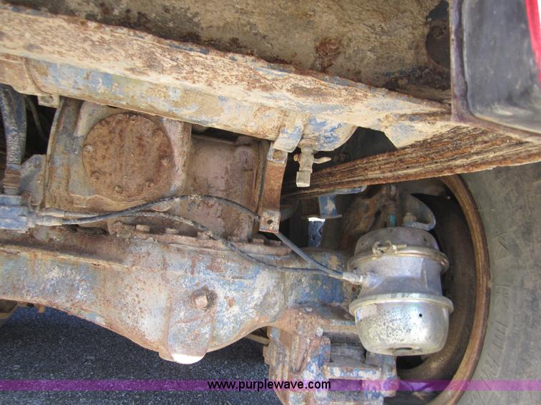 image for item C5166 1973 Mack DM800 dump truck