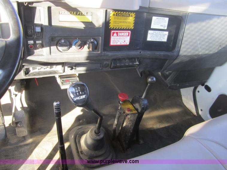 image for item C5217 1997 International 4700 dump truck