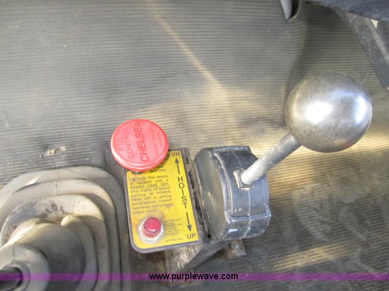 image for item C5217 1997 International 4700 dump truck