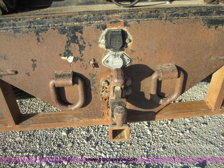 image for item C5217 1997 International 4700 dump truck