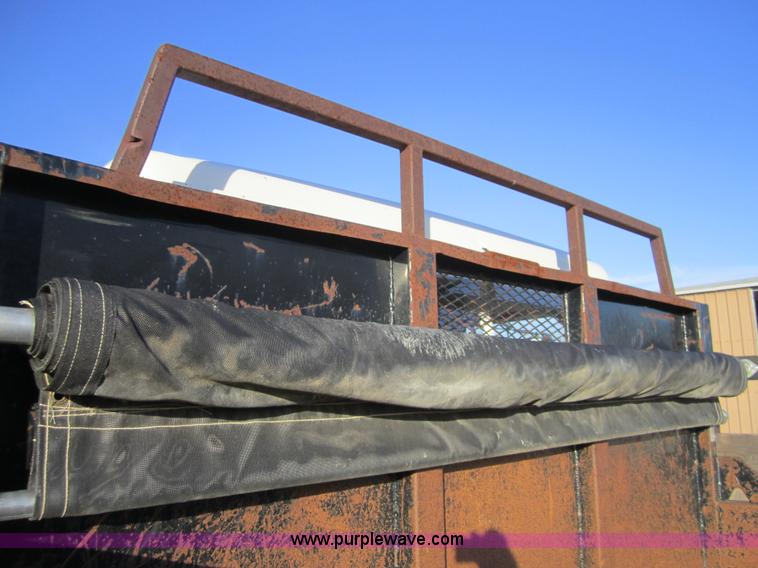 image for item C5217 1997 International 4700 dump truck