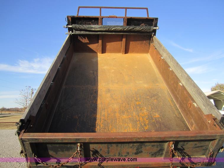 image for item C5217 1997 International 4700 dump truck