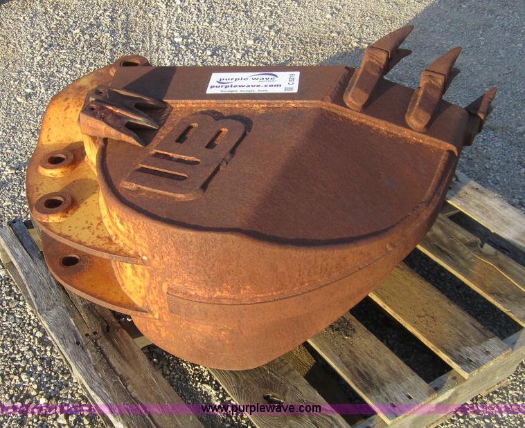 image for item C5219 WB 16" rock bucket