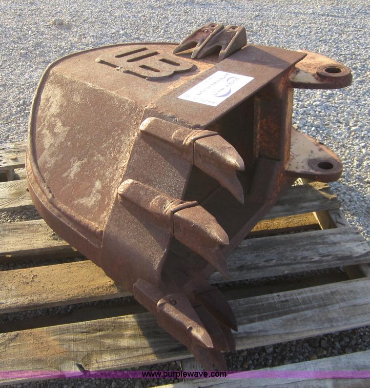 image for item C5219 WB 16" rock bucket