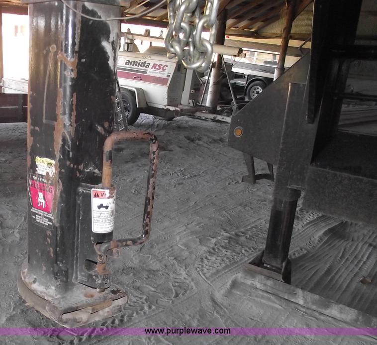 image for item C5711 2008 Big Tex 25GN goose neck trailer