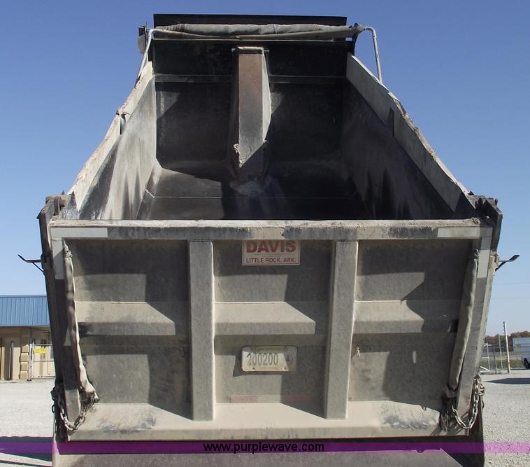 image for item C5715 1999 Mack RD688S dump truck