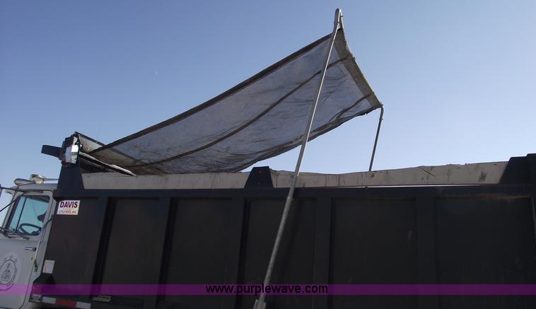 image for item C5715 1999 Mack RD688S dump truck