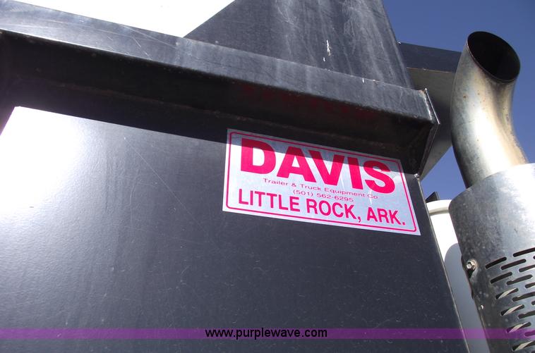 image for item C5716 1999 Mack RD688S dump truck