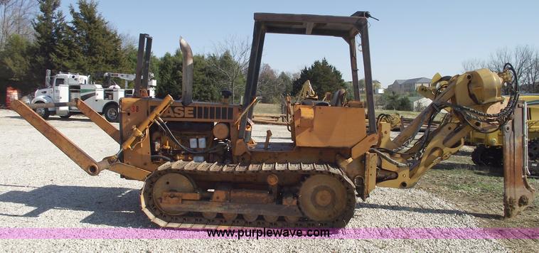 image for item C5755 Case 475 vibratory cable plow