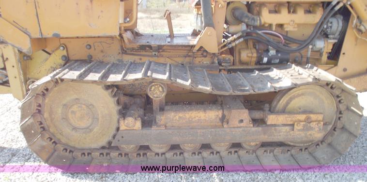 image for item C5755 Case 475 vibratory cable plow