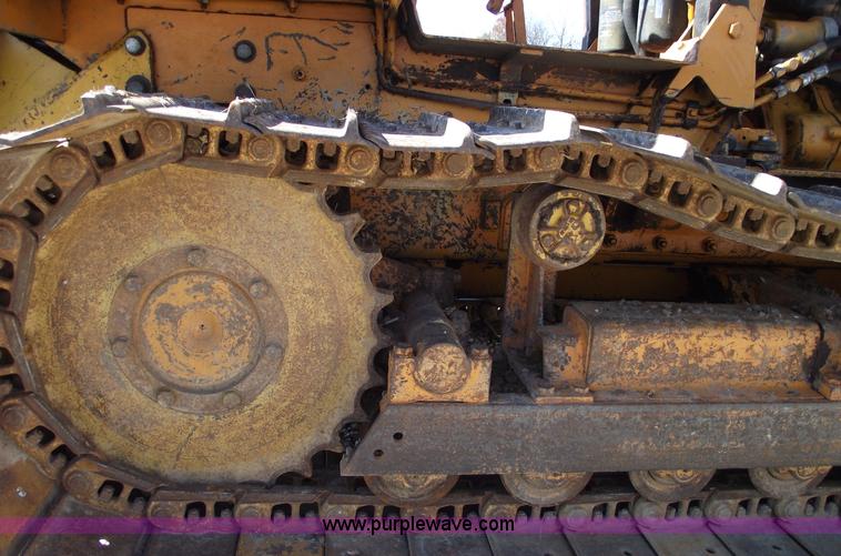 image for item C5755 Case 475 vibratory cable plow