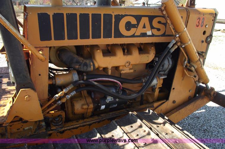 image for item C5755 Case 475 vibratory cable plow