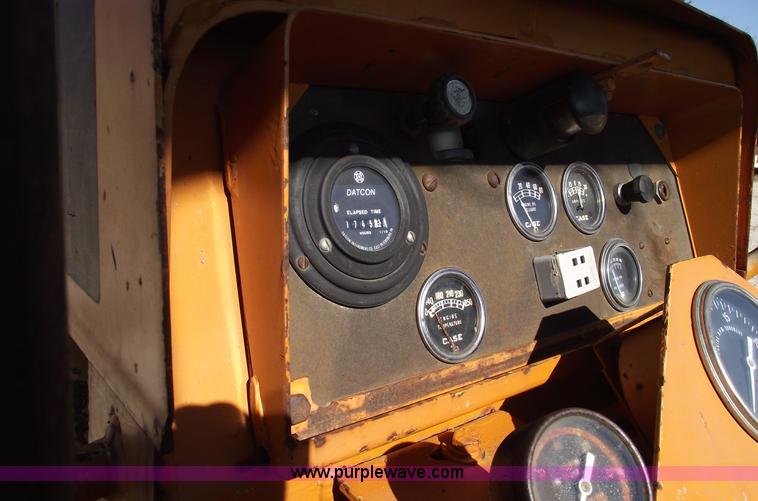 image for item C5755 Case 475 vibratory cable plow